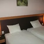 Silia