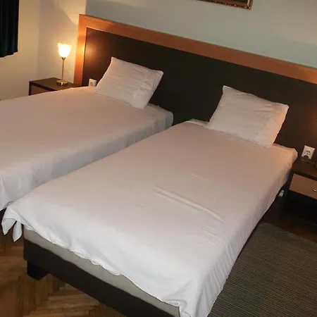 Silia 3*