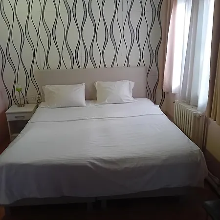 Silia Hotel 3*